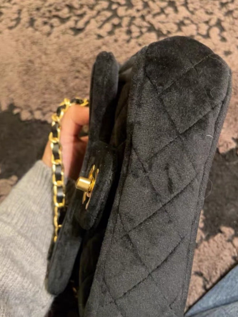 Quilted Black velvet Chain Strap Shoulder Bag - Chanel styled bag - Picture 5 of 7